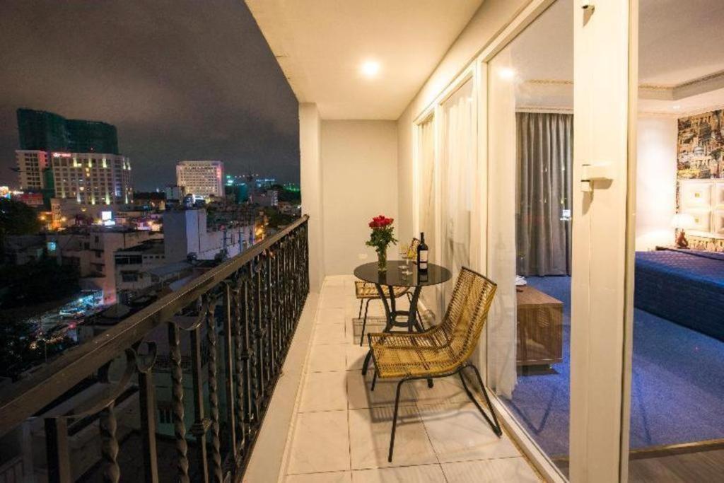 Golden Crown Hotel Saigon Ciudad Ho Chi Minh  Exterior foto