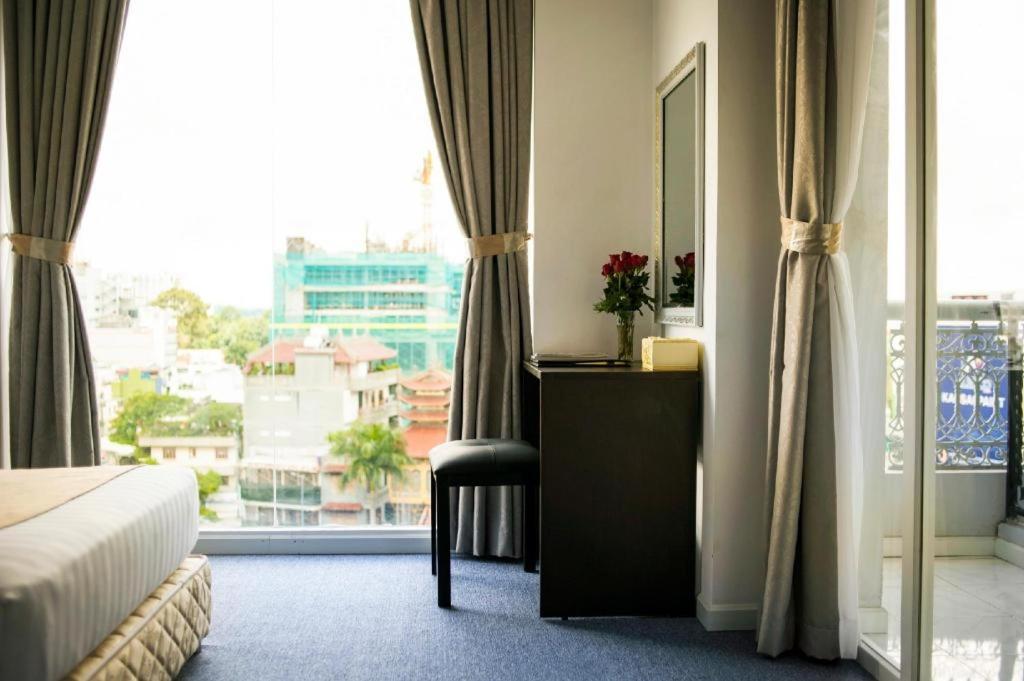 Golden Crown Hotel Saigon Ciudad Ho Chi Minh  Exterior foto